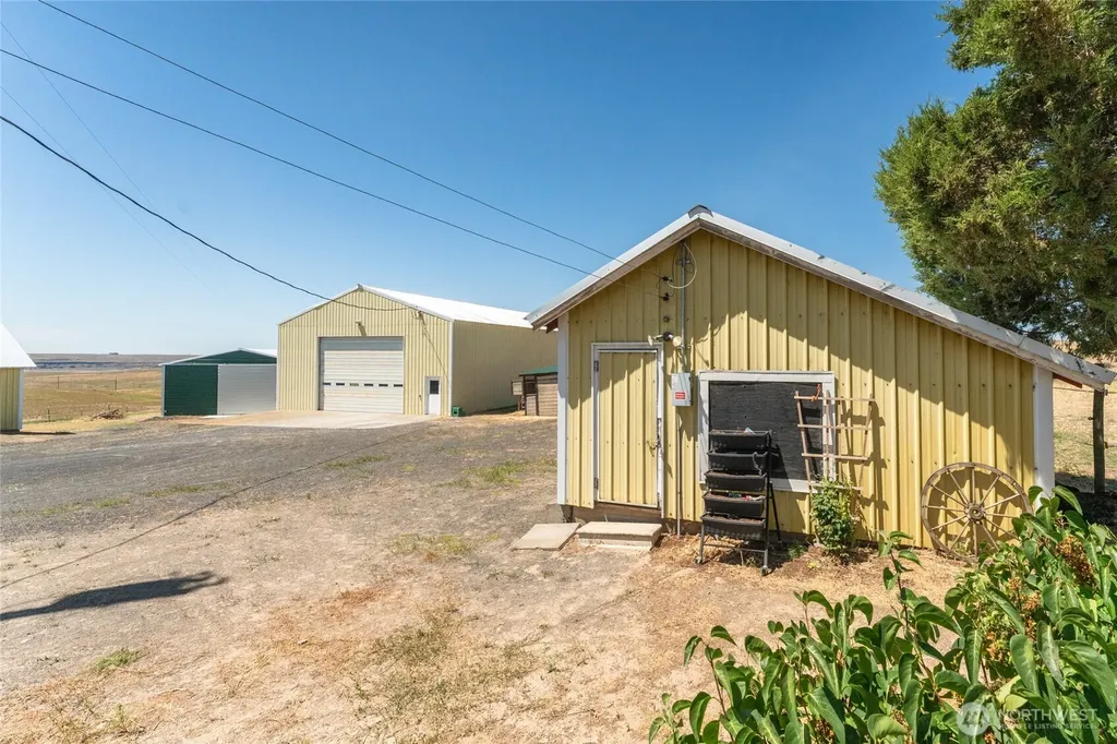 6397 Coyote Heights Road N Odessa WA 98159