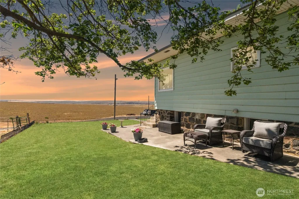 6397 Coyote Heights Road N Odessa WA 98159