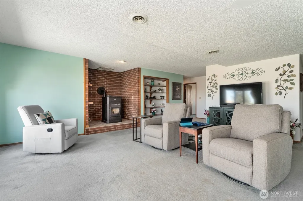 6397 Coyote Heights Road N Odessa WA 98159