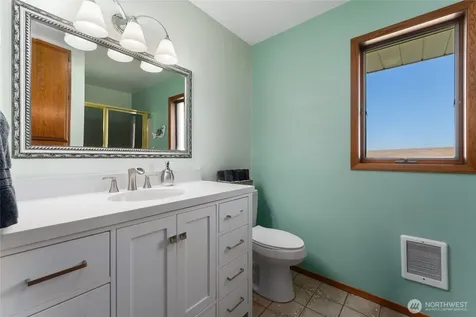 6397 Coyote Heights Road N Odessa WA 98159