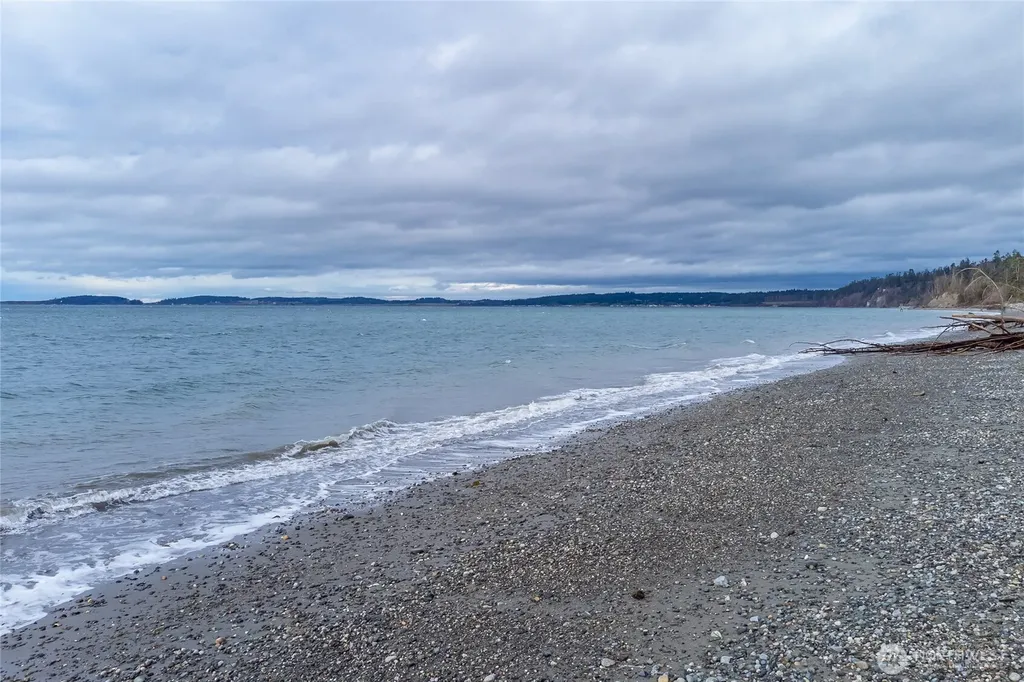 42 E Sycamore Drive Coupeville WA 98239