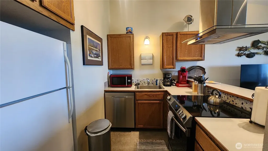835 Ocean Shores Boulevard NW Ocean Shores WA 98569
