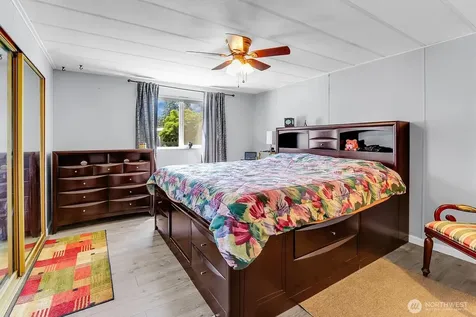 11622 Silver Lake Road Everett WA 98208