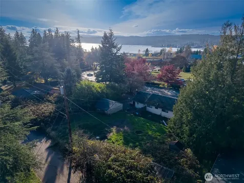 1998 NW Bucklin Hill Road Silverdale WA 98383
