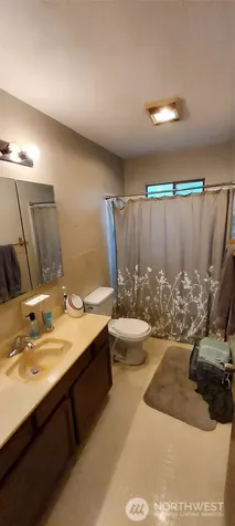 1998 NW Bucklin Hill Road Silverdale WA 98383