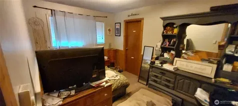 1998 NW Bucklin Hill Road Silverdale WA 98383