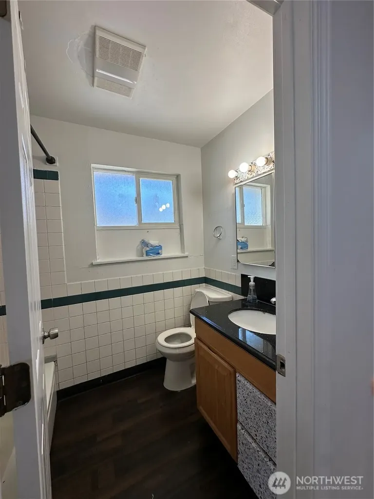 11918 4th Avenue W Everett WA 98204
