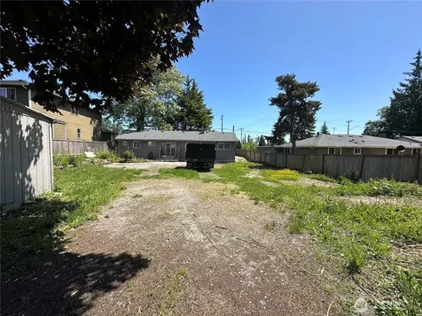 11918 4th Avenue W Everett WA 98204