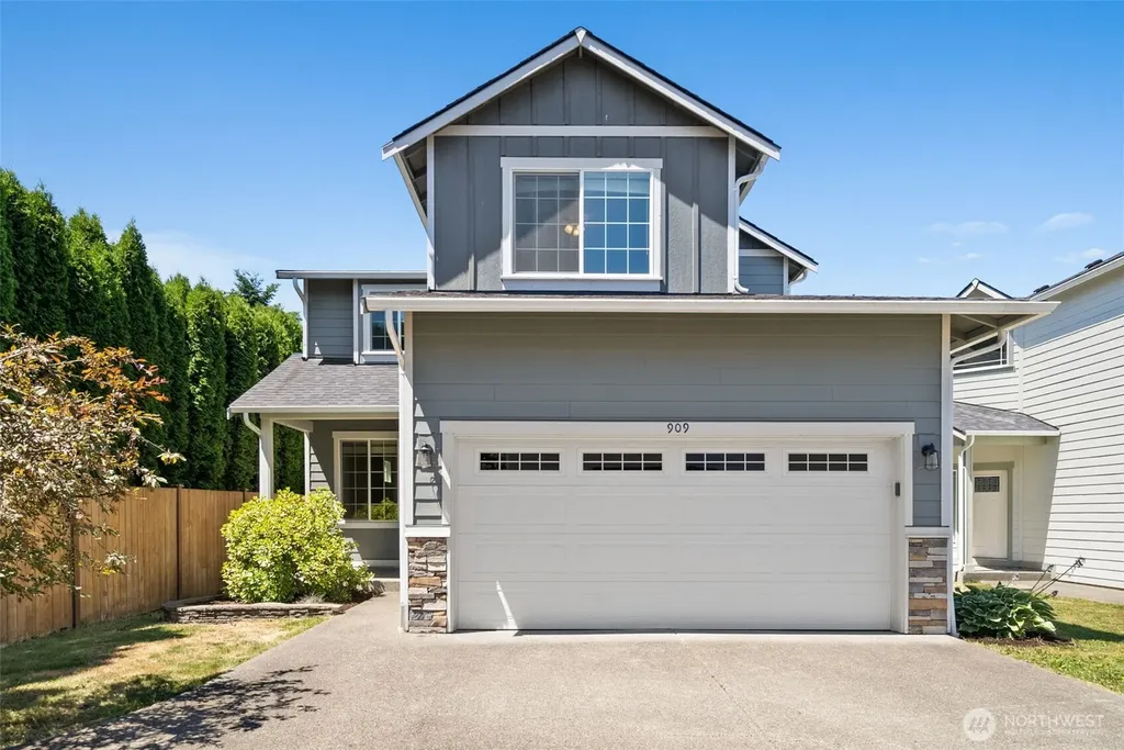 909 Burton Ray Street NE Olympia WA 98516