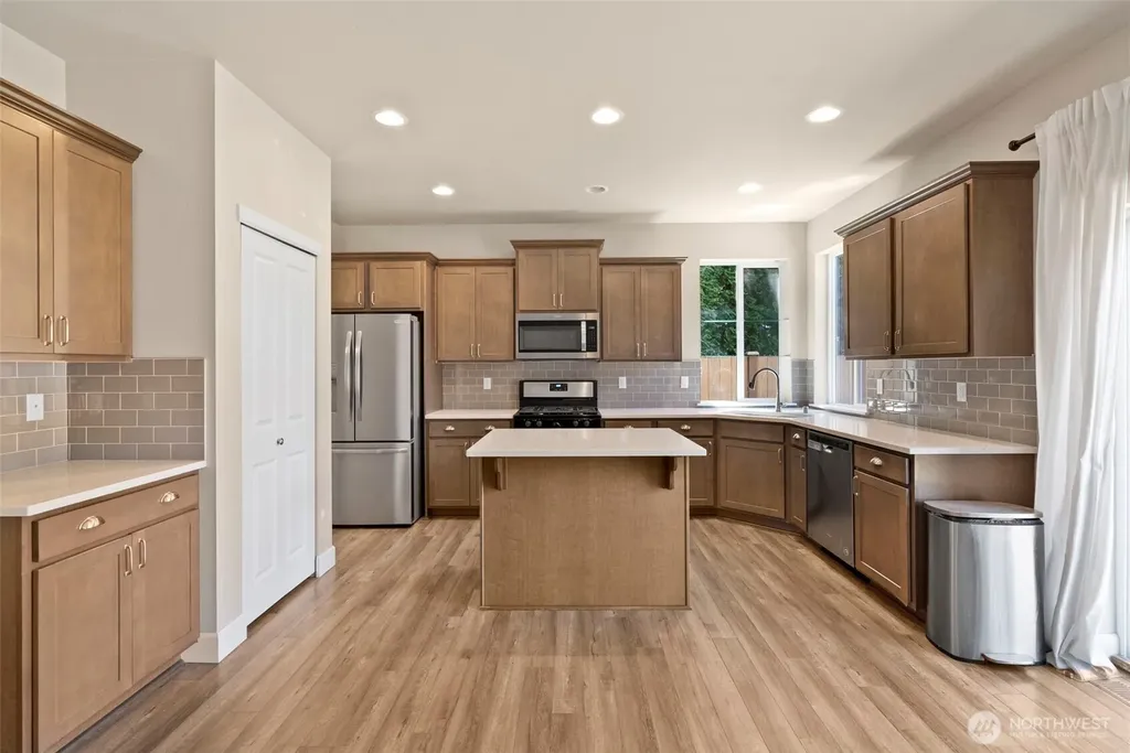 909 Burton Ray Street NE Olympia WA 98516