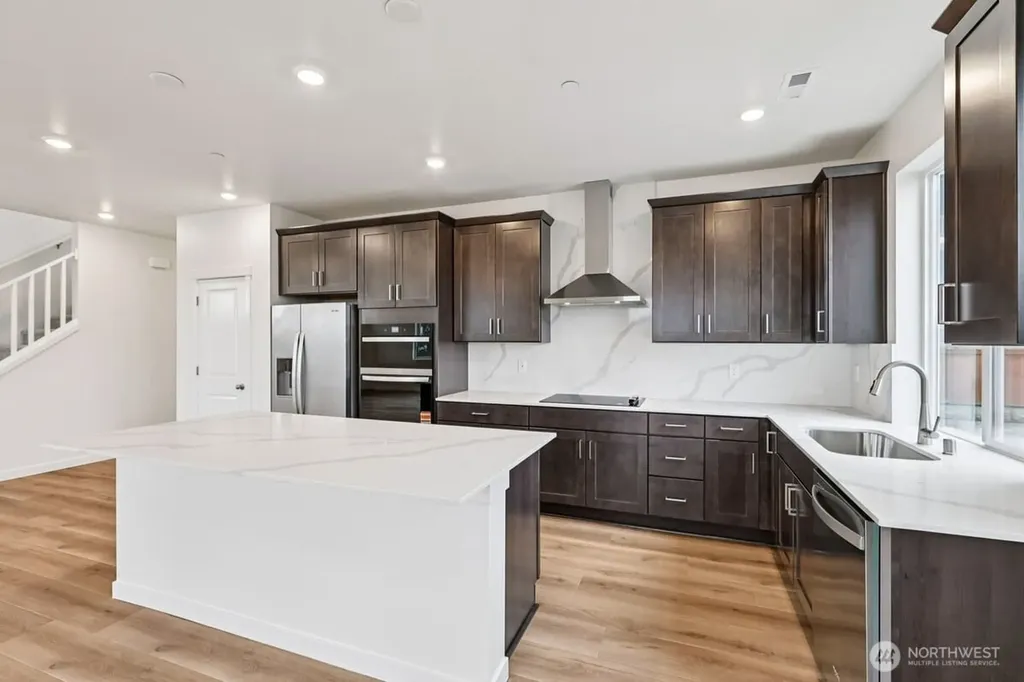 10304 6th Place SE Lake Stevens WA 98258