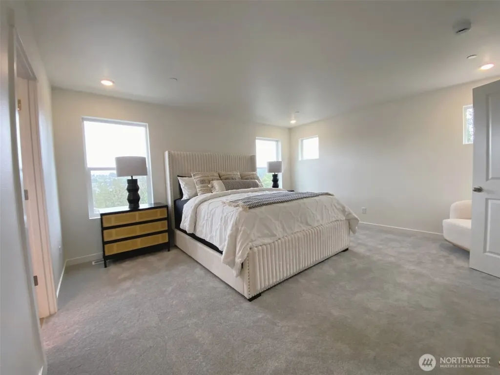 10304 6th Place SE Lake Stevens WA 98258