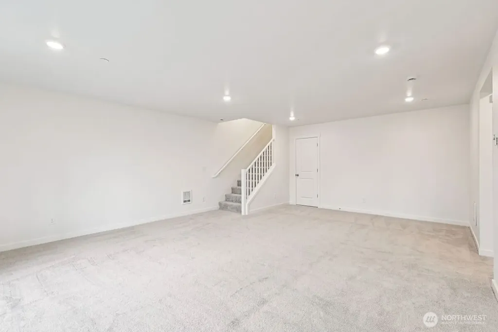 10304 6th Place SE Lake Stevens WA 98258