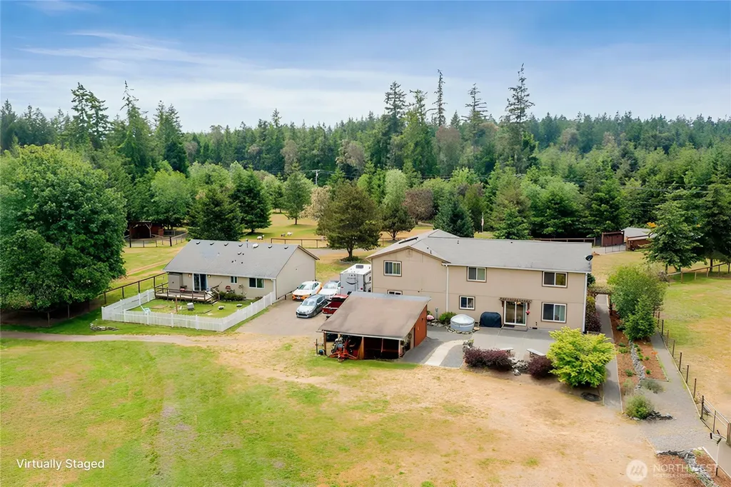 2219 Key Peninsula Highway SW Lakebay WA 98349