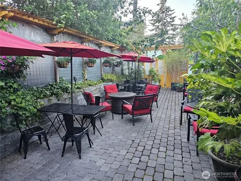 6415 32nd Avenue NW Seattle WA 98107