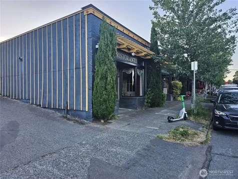 6415 32nd Avenue NW Seattle WA 98107