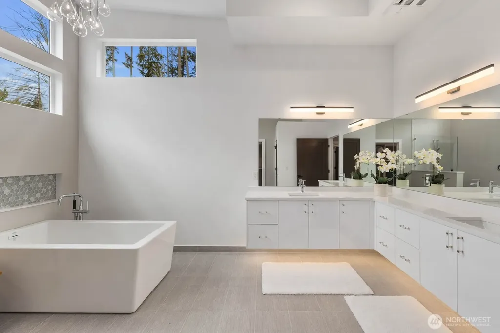 4368 Joyce Court SE Auburn WA 98092