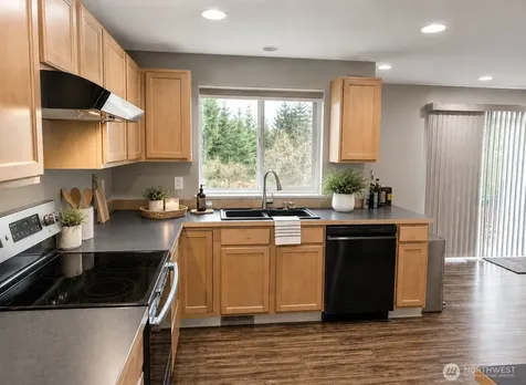 7531 152nd Lane SE Tenino WA 98589