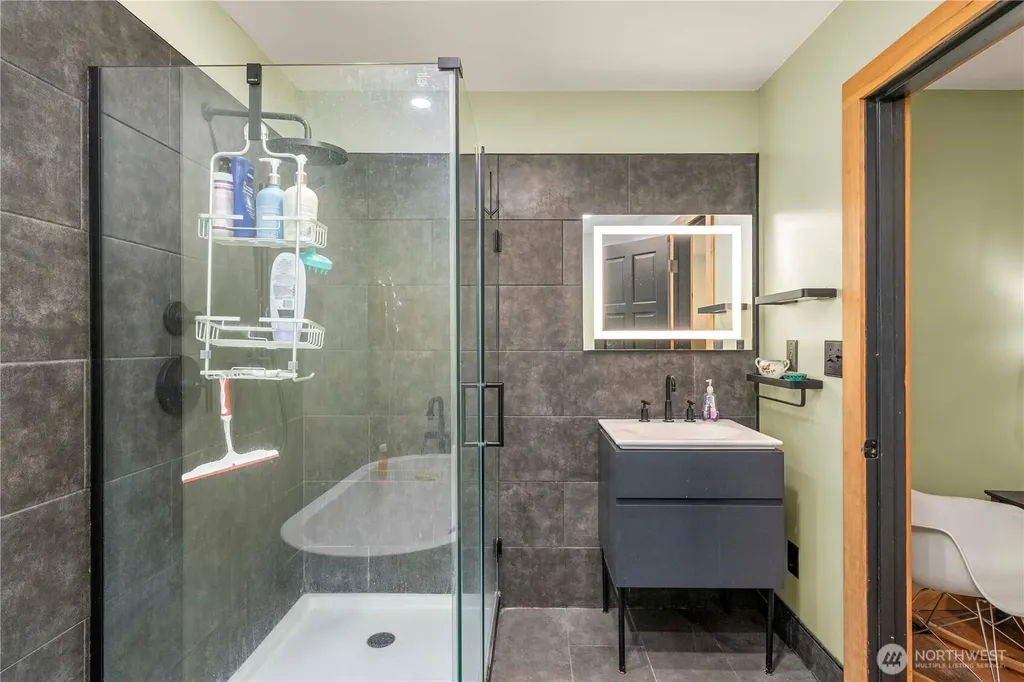 6702 77th Street W Lakewood WA 98499