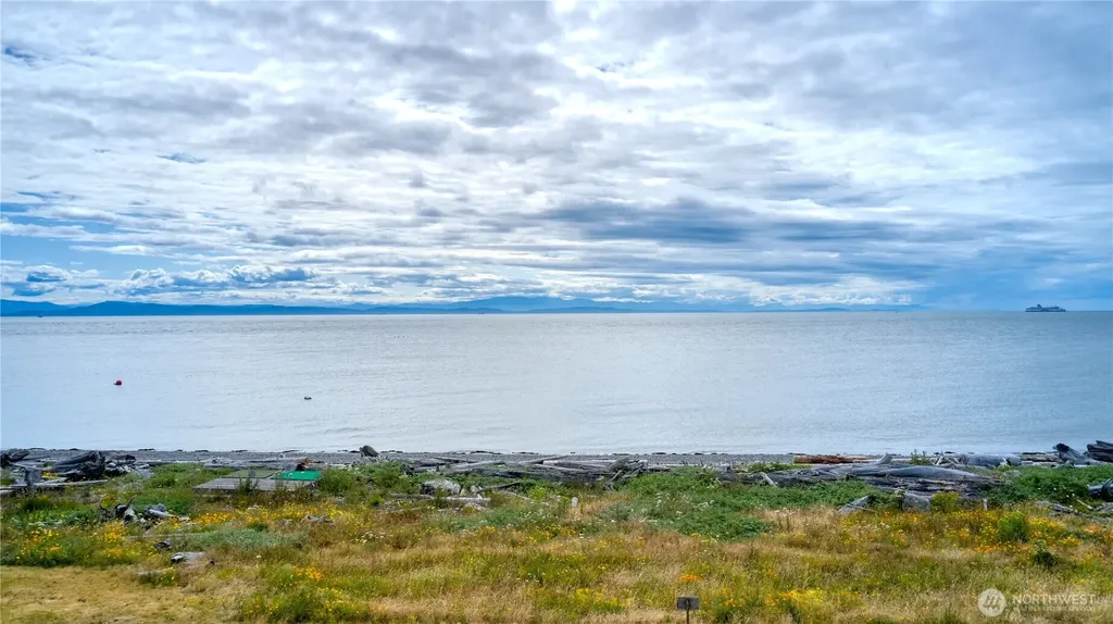 585 Marine Drive Point Roberts WA 98281