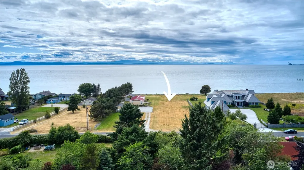 585 Marine Drive Point Roberts WA 98281