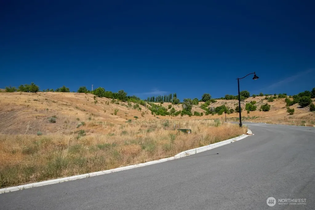 0 Lot 10 Ridgefield Way Wenatchee WA 98801