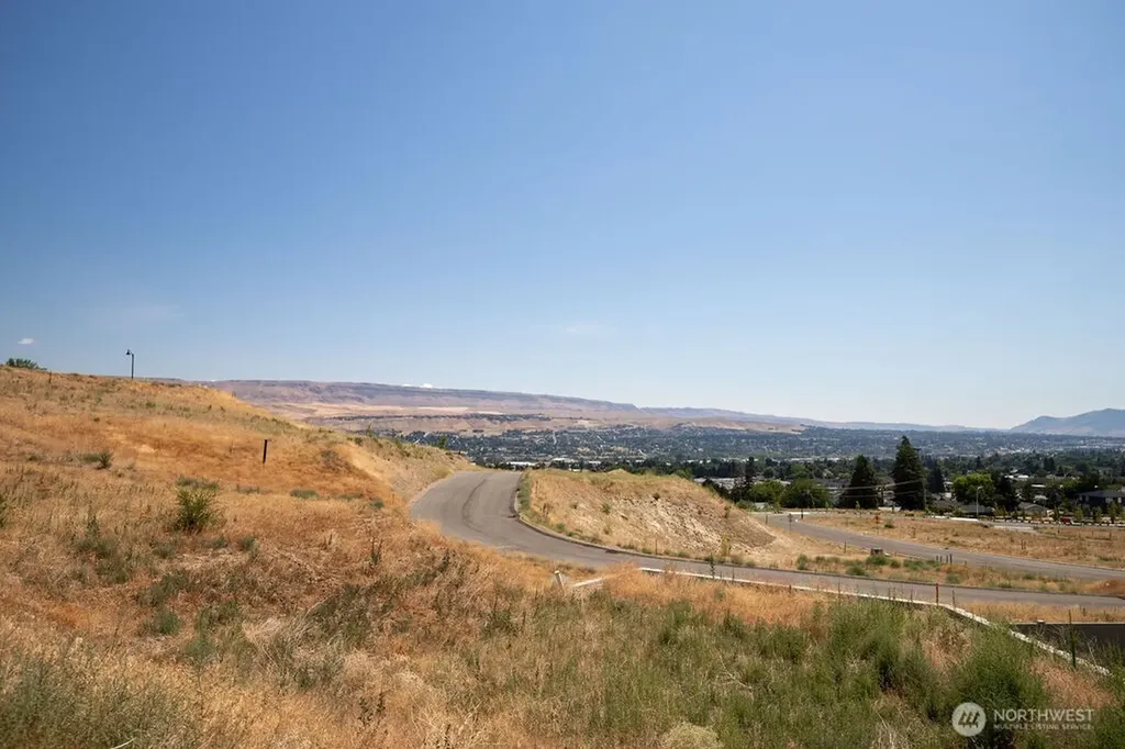 0 Lot 7 Ridgefield Way Wenatchee WA 98801