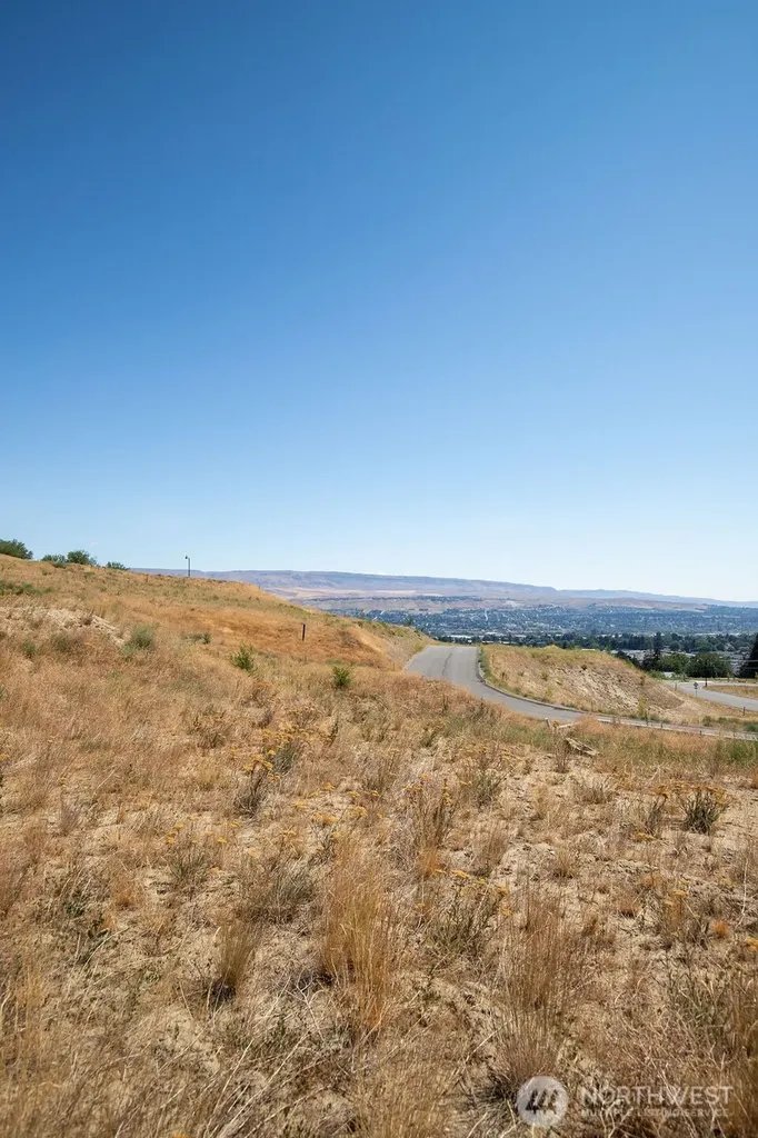 0 Lot 7 Ridgefield Way Wenatchee WA 98801