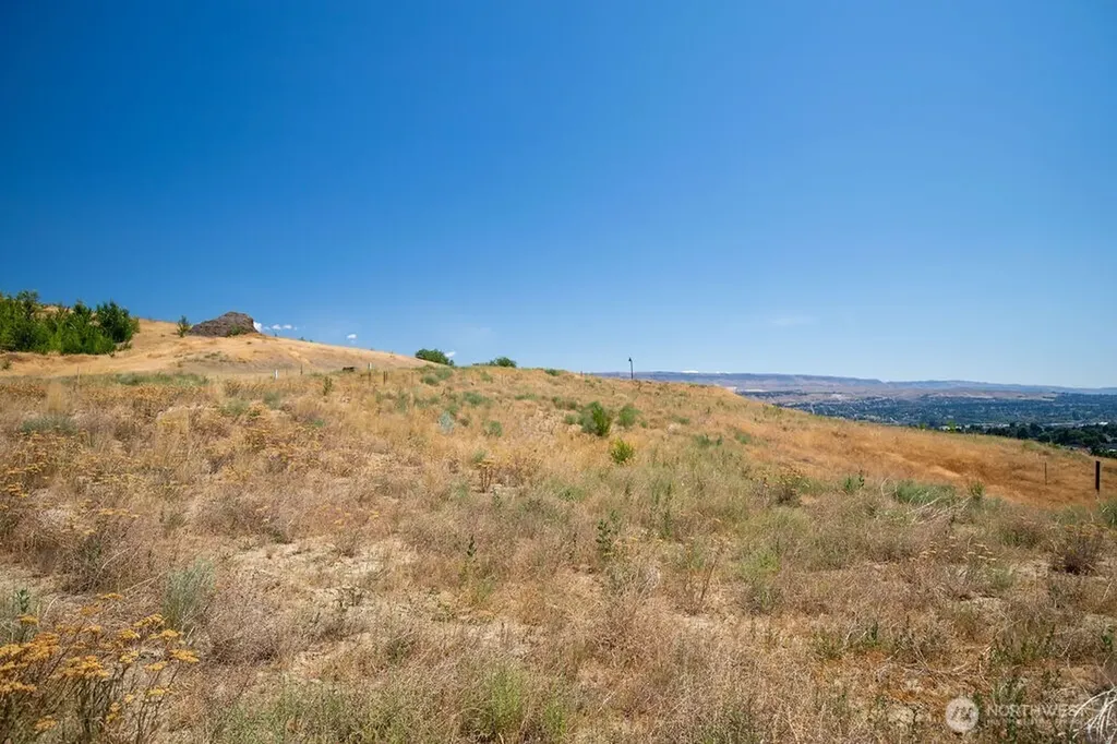 0 Lot 7 Ridgefield Way Wenatchee WA 98801