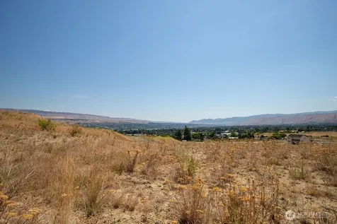 0 Lot 7 Ridgefield Way Wenatchee WA 98801