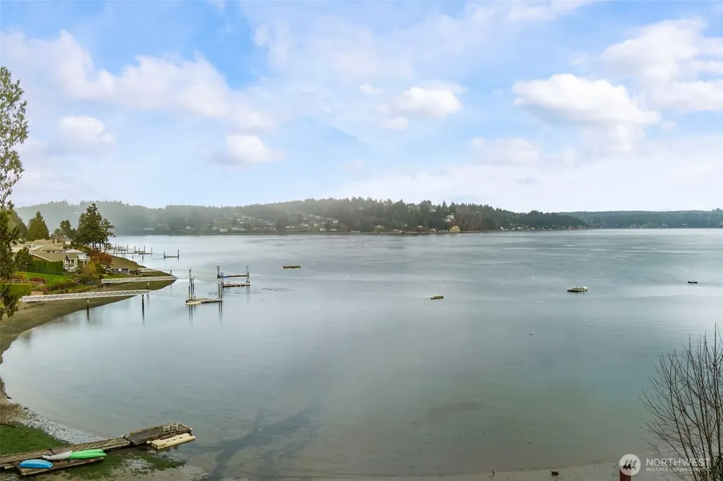 733 Fox Drive Fox Island WA 98333