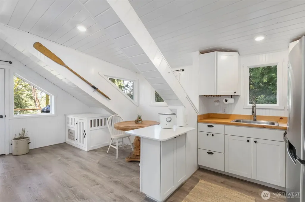 733 Fox Drive Fox Island WA 98333