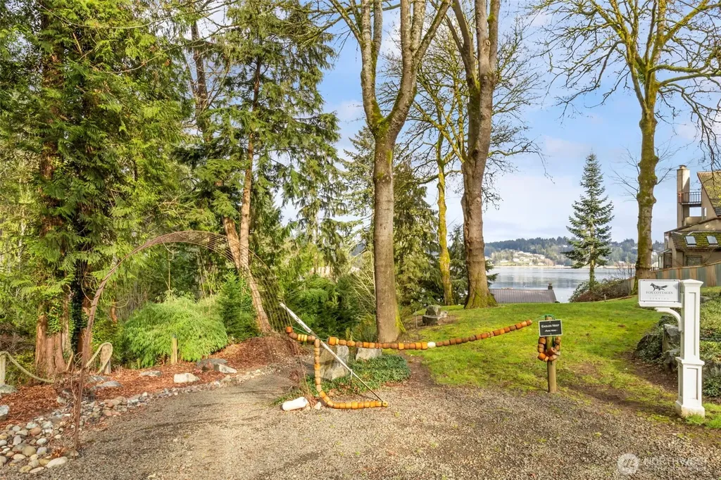 733 Fox Drive Fox Island WA 98333