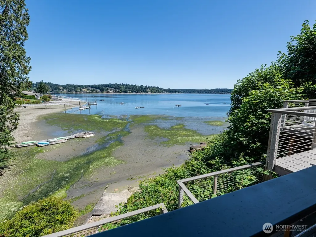 733 Fox Drive Fox Island WA 98333