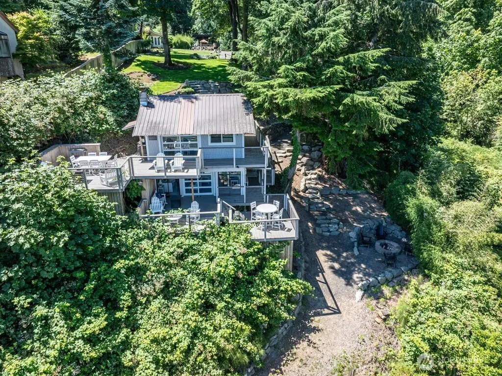 733 Fox Drive Fox Island WA 98333