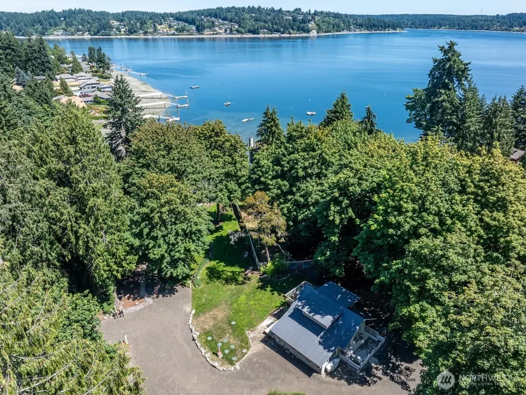 733 Fox Drive Fox Island WA 98333