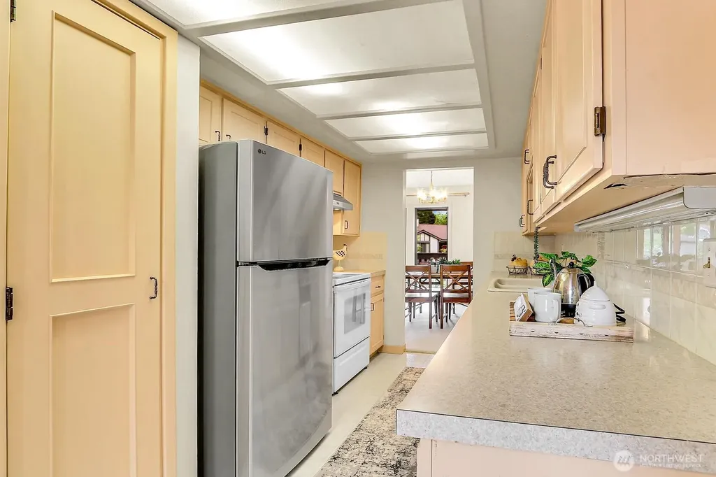 1541 NE 143rd Street Seattle WA 98125