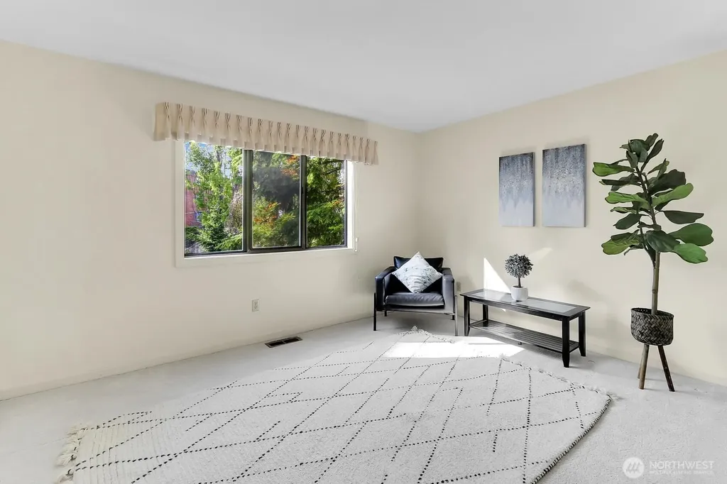 1541 NE 143rd Street Seattle WA 98125