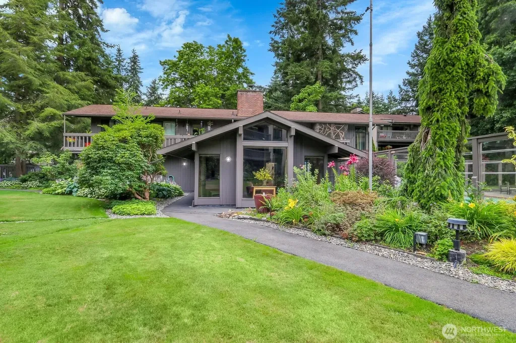 1541 NE 143rd Street Seattle WA 98125