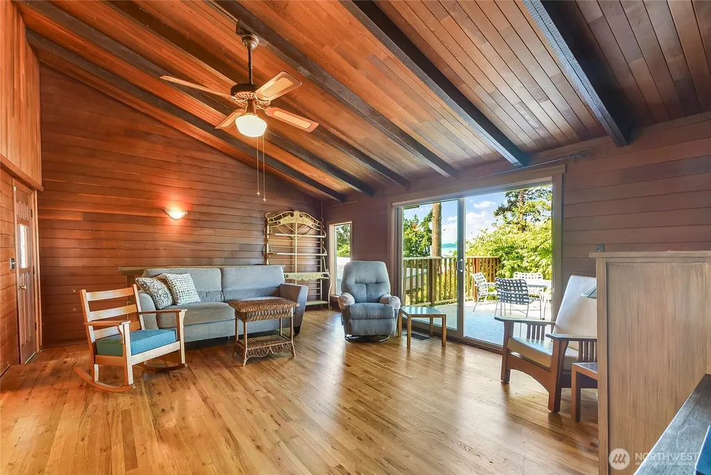 19904 Soundview Drive NW Stanwood WA 98292