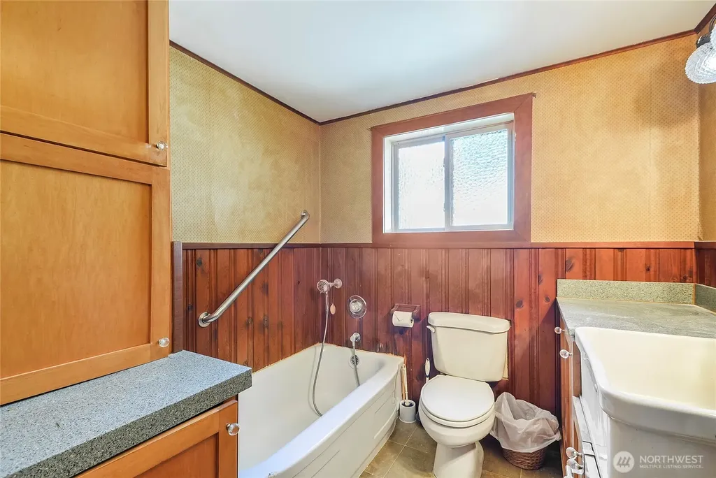 19904 Soundview Drive NW Stanwood WA 98292