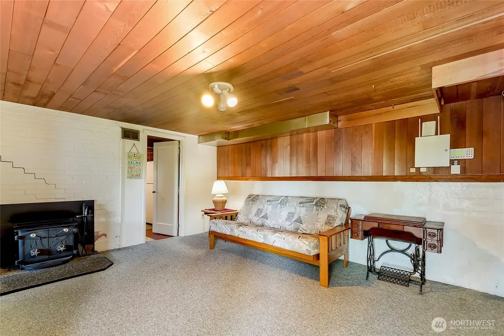 19904 Soundview Drive NW Stanwood WA 98292