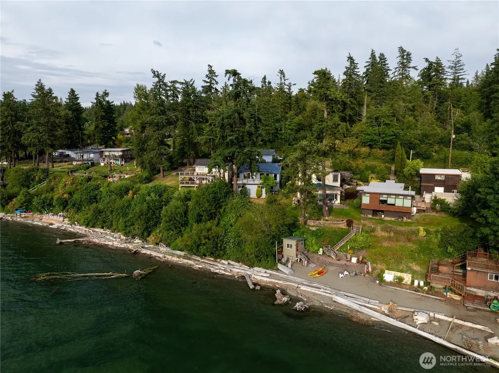 19904 Soundview Drive NW Stanwood WA 98292