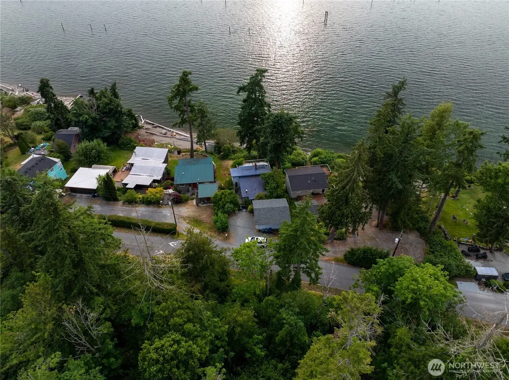 19904 Soundview Drive NW Stanwood WA 98292