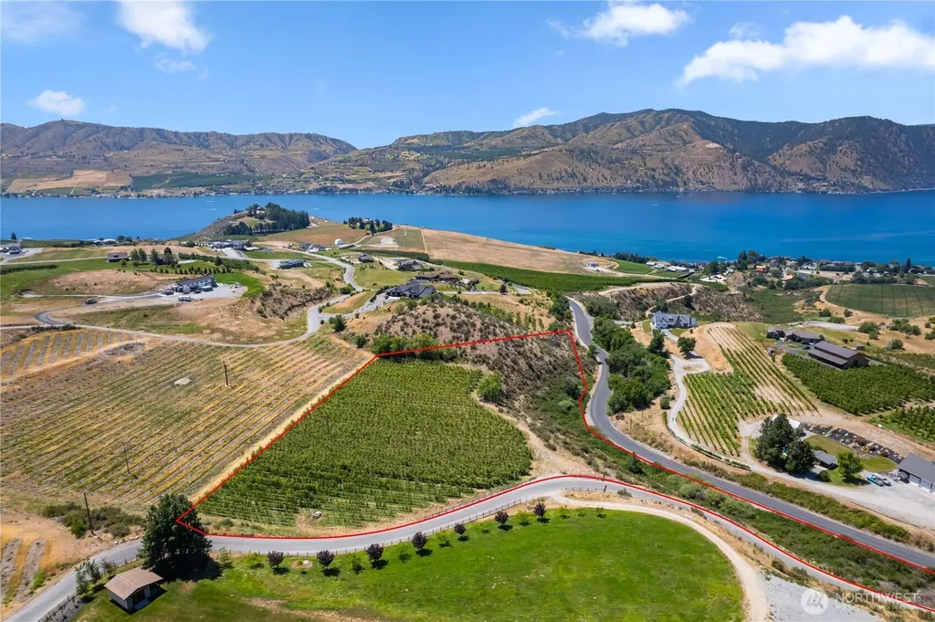 200 Lakayuse Road Manson WA 98831