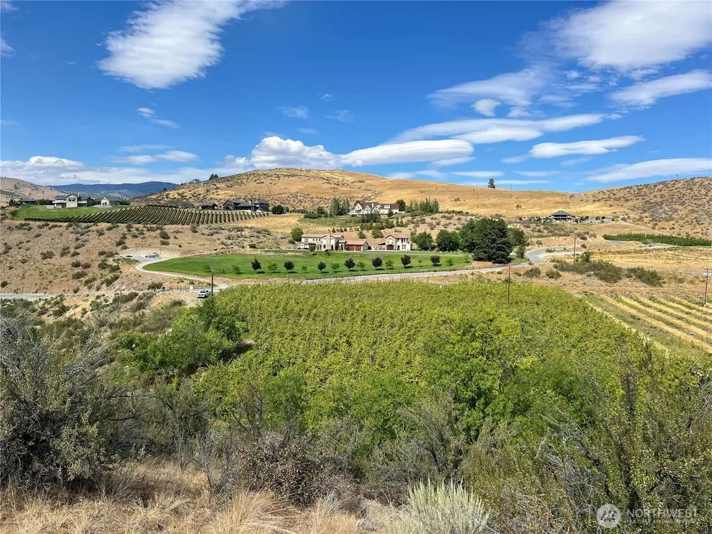 200 Lakayuse Road Manson WA 98831