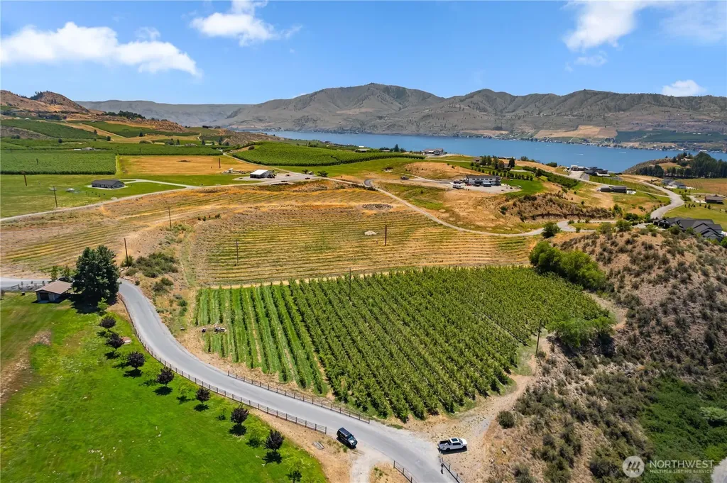 200 Lakayuse Road Manson WA 98831