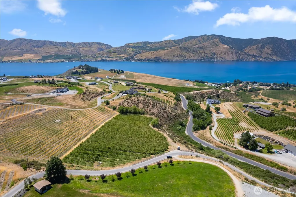 200 Lakayuse Road Manson WA 98831