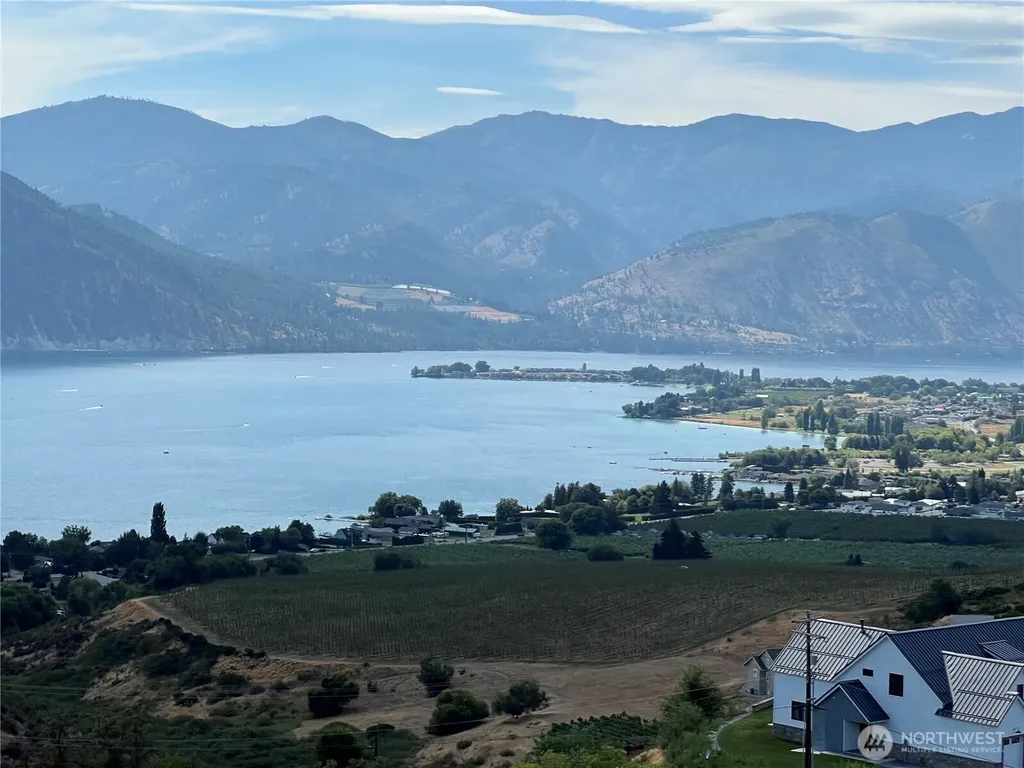 200 Lakayuse Road Manson WA 98831