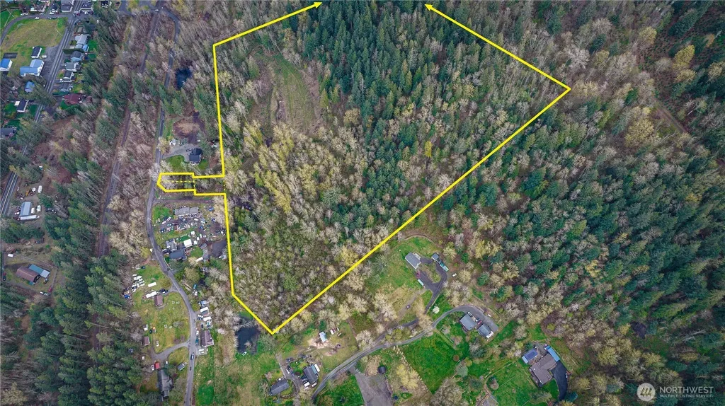 35 Cumberland Way SE Enumclaw WA 98022